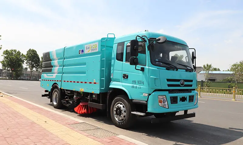 纯电动洗扫车——城市清洁的新动力