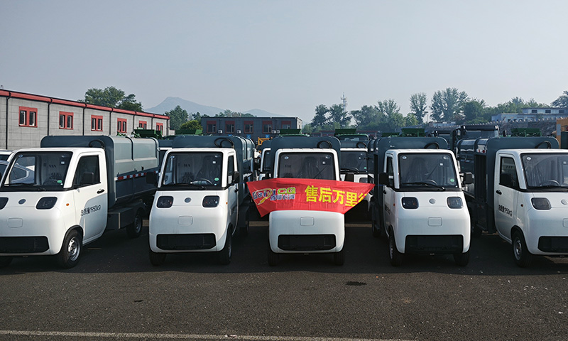 新能源侧装式垃圾清运车顺利发往上海 助力城市绿色环卫建设