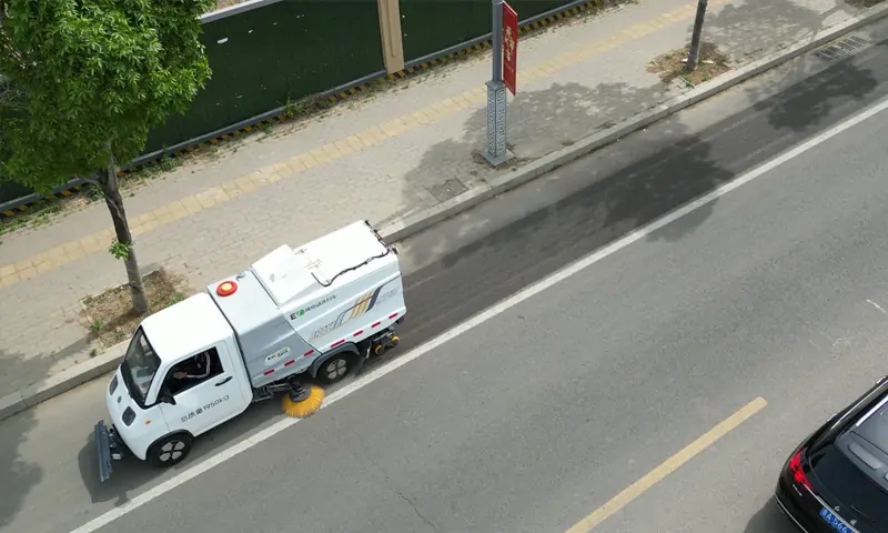 纯电动洗扫车,多功能满足多种场景下的使用需求