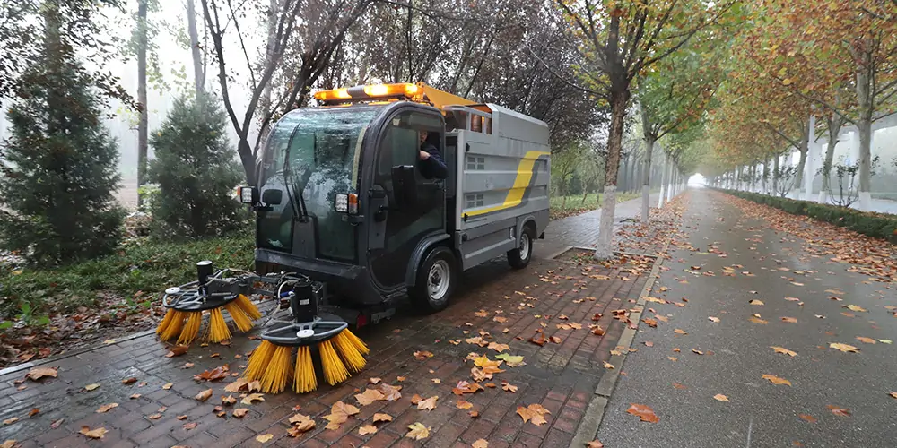 纯电动树叶收集车,树叶收集车,落叶收集车,电动落叶收集车 纯电动树叶收集车,树叶收集车,落叶收集车,电动落叶收集车